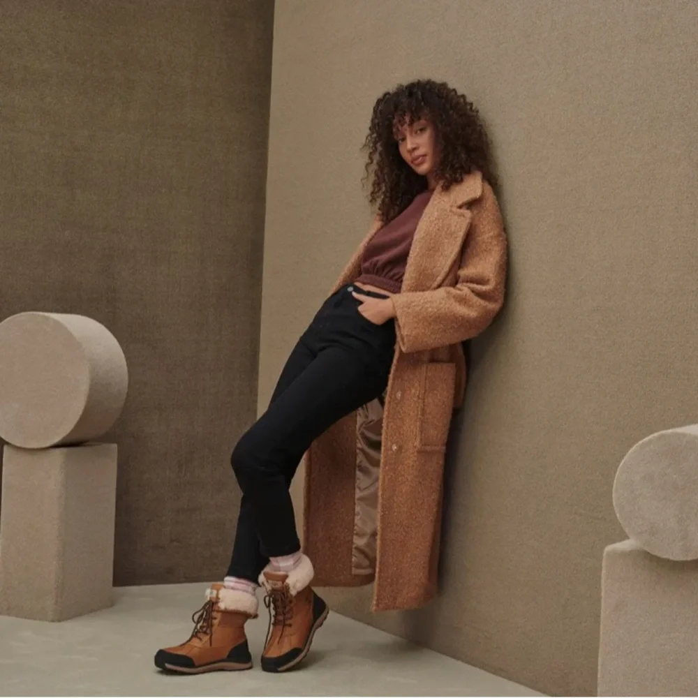 UGG Adirondack III Water Resistant Bootie Color: Chestnut WOMEN Sz 6 $250 gently